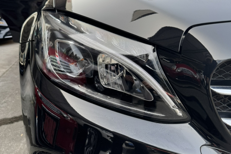 奔驰C级 2017款 改款 C 200 运动版局部细节36