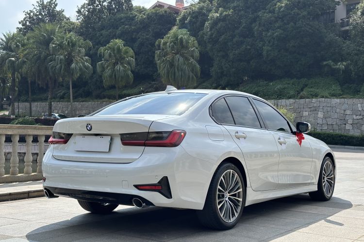 宝马3系 2022款 320i 运动套装车身外观6003