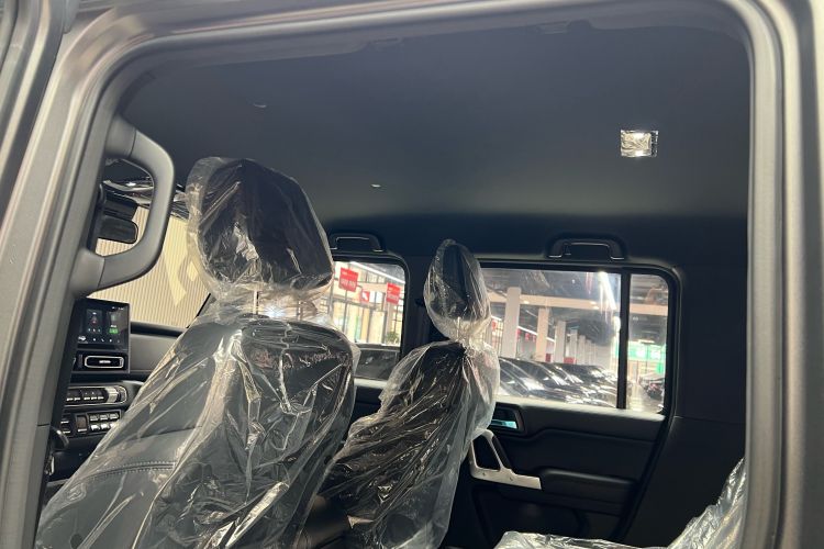 212 T01 2024款 2.0T 机械师车身外观6002