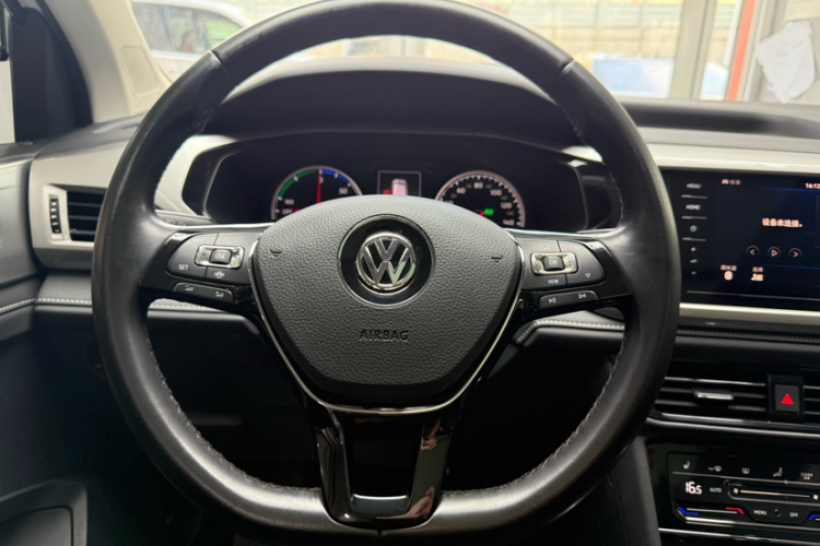 大众 途岳新能源 2021款 全景优享版中控内饰7003