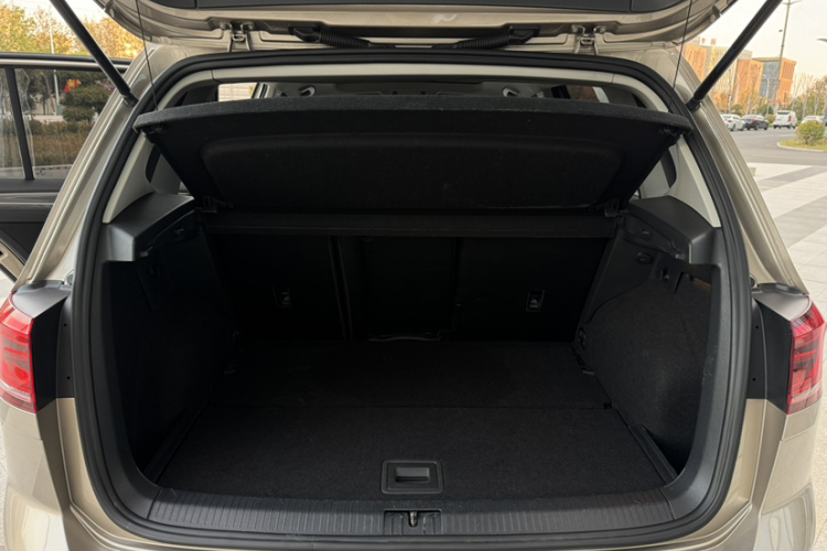 大众 高尔夫·嘉旅 2016款 230TSI 手动进取型中控内饰7004