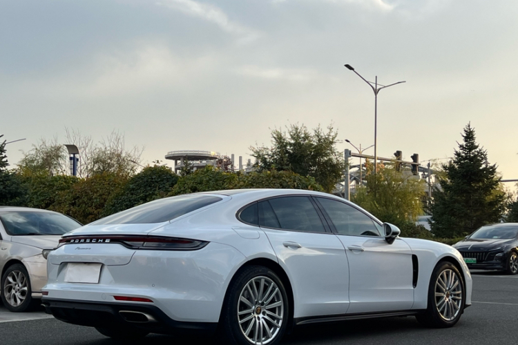 保时捷 2021款 Panamera 2.9T车身外观6008