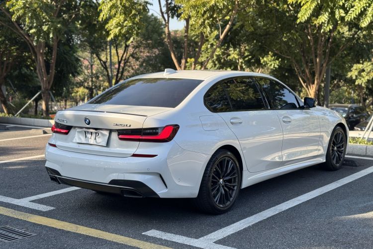 宝马3系 2022款 325Li M运动曜夜套装车身外观6006