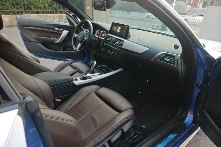 宝马2系(进口) 2018款 225i 敞篷轿跑车 M运动型中控内饰7005