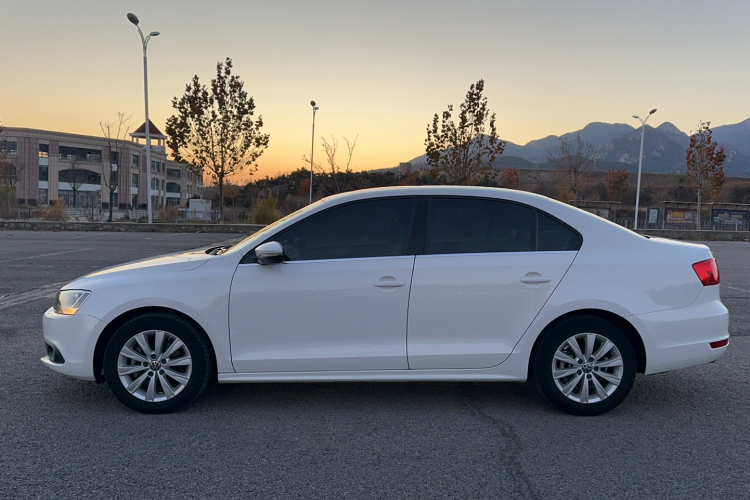 大众 速腾 2014款 1.4TSI 手动豪华型车身外观6007