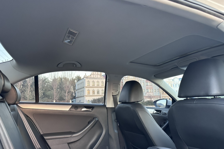 大众 速腾 2014款 1.4TSI 手动豪华型局部细节22