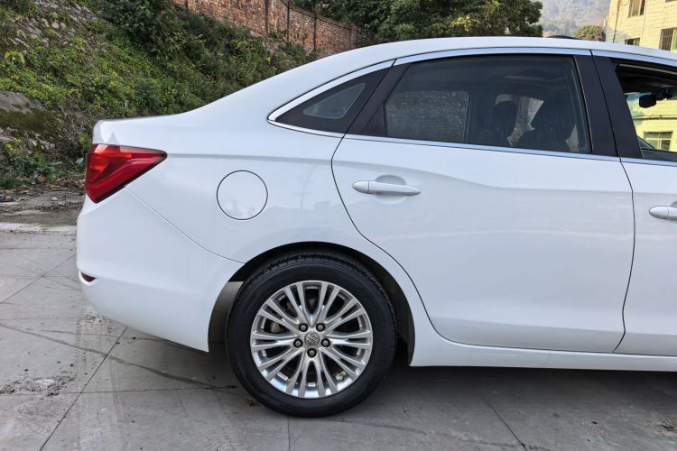 别克 英朗 2016款 15N 自动豪华型局部细节9003