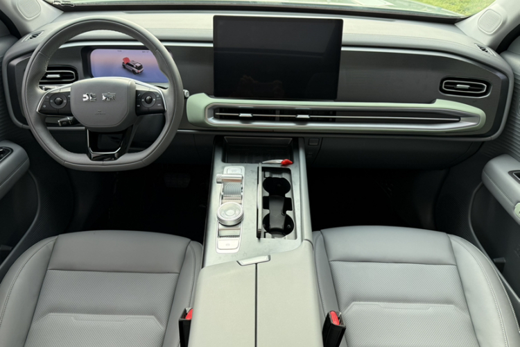 北京BJ30 2024款 1.5T 魔核电驱进阶版中控内饰7001