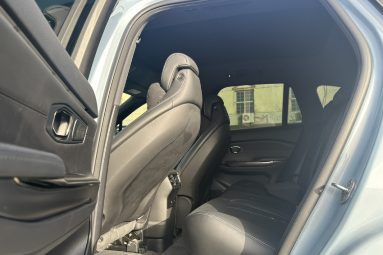 蔚来ES6 2020款 600KM 运动版中控内饰7001