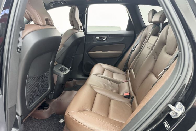 沃尔沃XC60 2021款 T5 四驱智远豪华版中控内饰7003