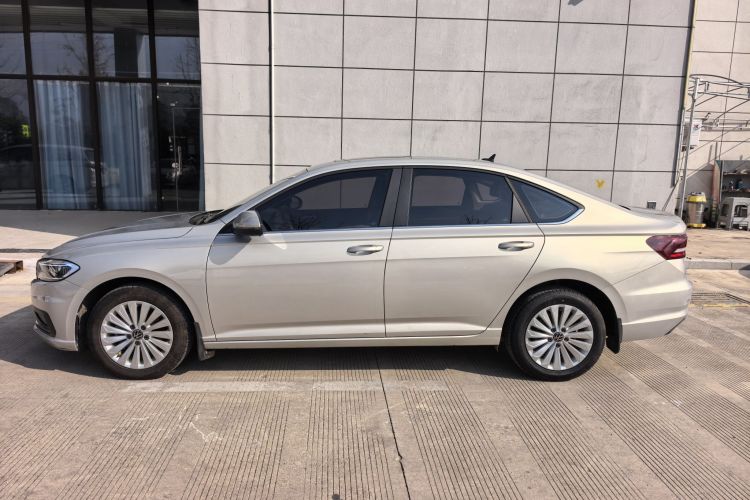 大众 朗逸 2022款 1.5L 自动舒适版车身外观6003