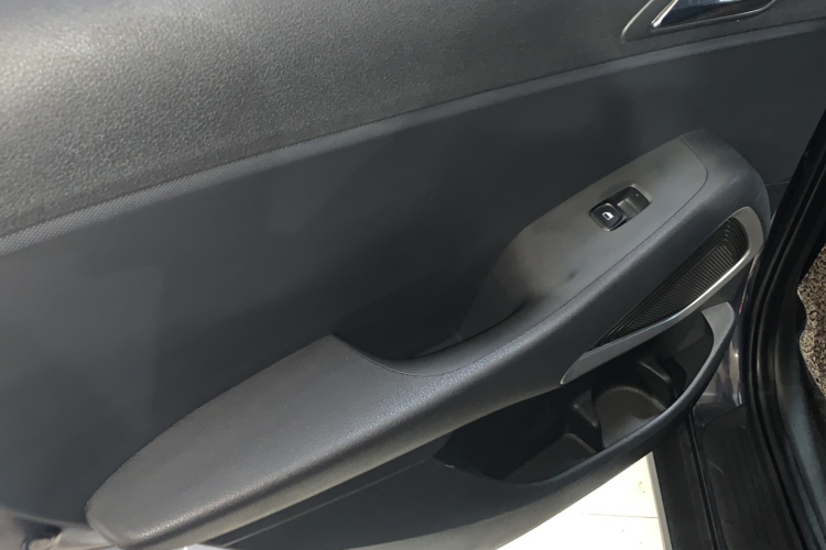 北京现代ix35 2019款 2.0L 自动两驱智勇·畅享版 国VI局部细节9004