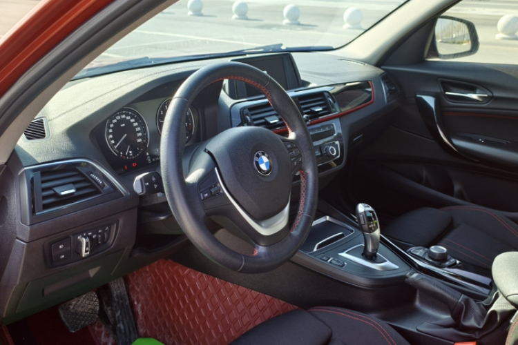 宝马1系(进口) 2018款 118i 运动设计套装中控内饰7003