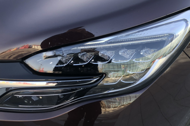 别克GL8 2023款 Avenir艾维亚 六座贤礼版车身外观6009