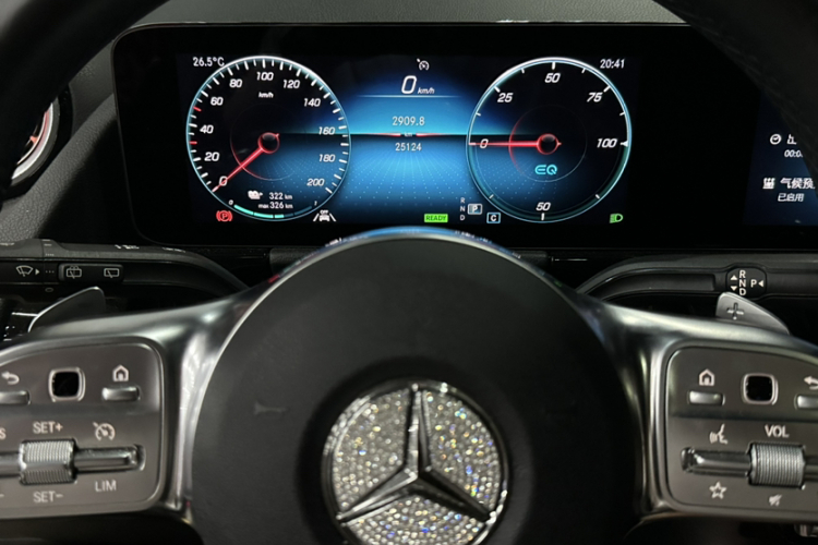 奔驰EQA 2022款 EQA 300 4MATIC 首发特别版中控内饰15