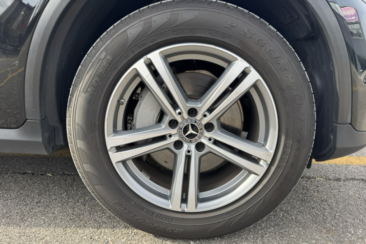 奔驰GLC 2021款 GLC 260 L 4MATIC 动感型车身外观6006