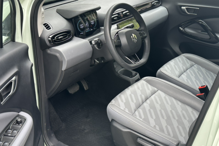 零跑汽车 零跑T03 2024款 403舒享版中控内饰7007