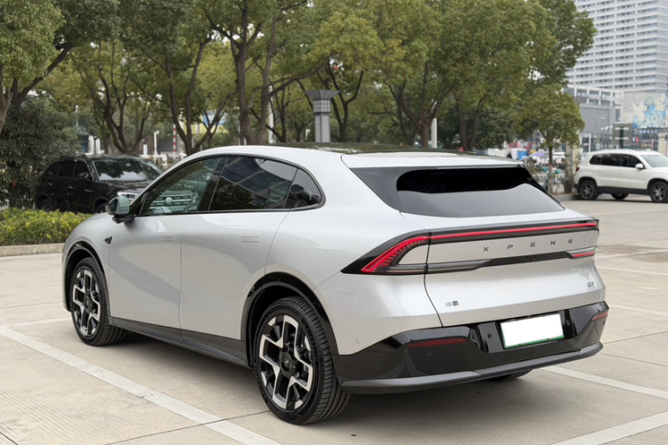 小鹏G7 2025款 702 超长续航 Max车身外观6004