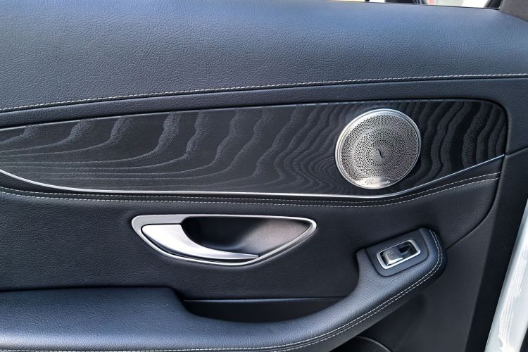 奔驰C级 2018款 C 180 L 时尚型运动版中控内饰7003