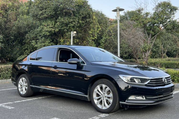 大众 迈腾 2019款 330TSI DSG 豪华型 国V车身外观6004