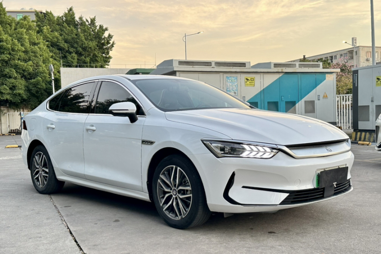 比亚迪 秦PLUS 2021款 EV 510KM 出行版车身外观6006