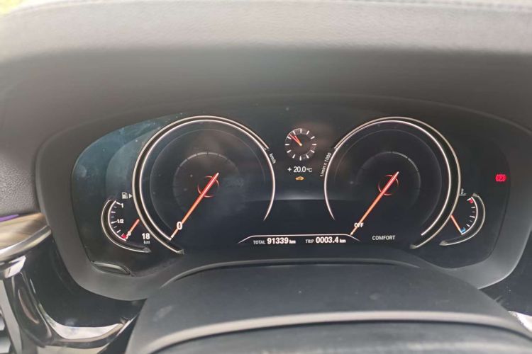 宝马5系 2018款 改款 530Li 领先型 豪华套装中控内饰15