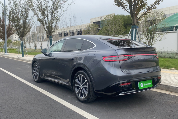 鸿蒙智行 智界R7 2025款 增程 251km Max车身外观6005