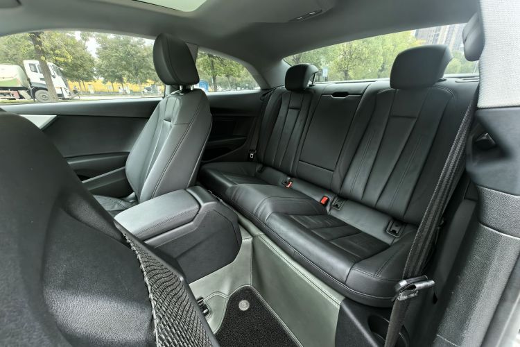 奥迪A5 2021款 Coupe 40 TFSI 时尚动感型车身外观6008