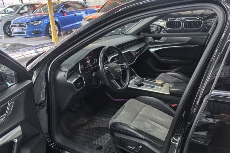 奥迪A6L 2023款 改款 45 TFSI 臻选动感型中控内饰7001