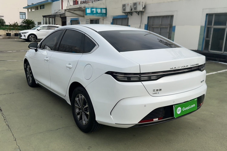 比亚迪 驱逐舰05 2024款 荣耀版 DM-i 55KM 豪华型车身外观6008