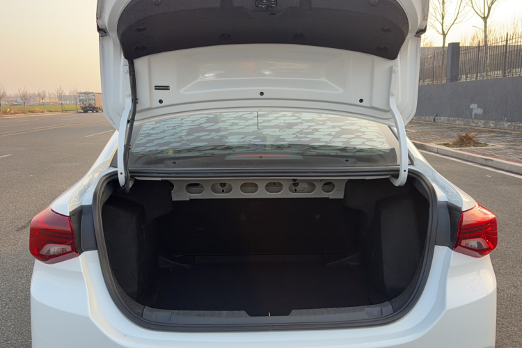 雪佛兰 科沃兹 2020款 325T 自动欣悦版局部细节23