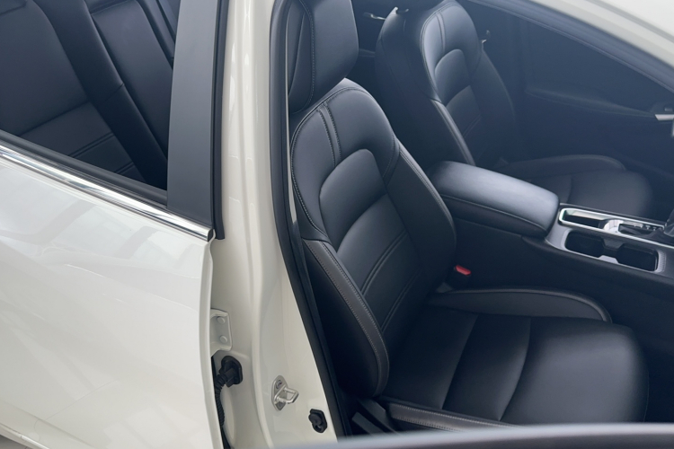 日产 轩逸 2021款 1.6L XL CVT悦享版局部细节41