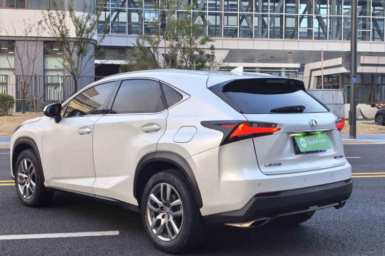 雷克萨斯NX 2015款 200t 全驱 锋尚版车身外观6005