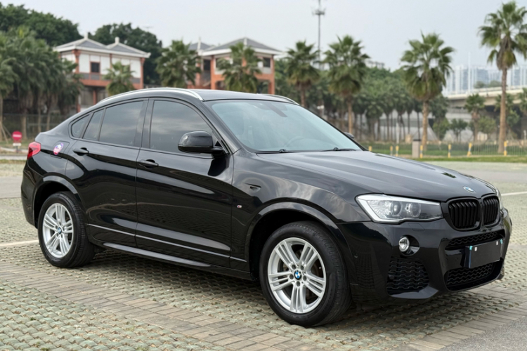 宝马X4 2016款 xDrive20i M运动型车身外观6004