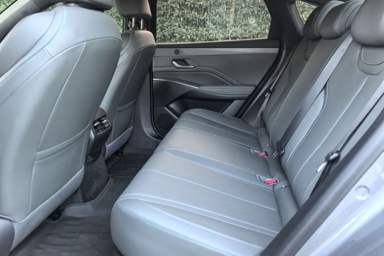 比亚迪 秦PLUS 2025款 DM-i 智驾版 55KM领先型中控内饰7006