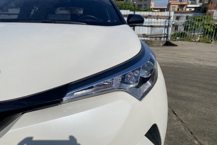 丰田C-HR 2020款 2.0L 领先版局部细节36