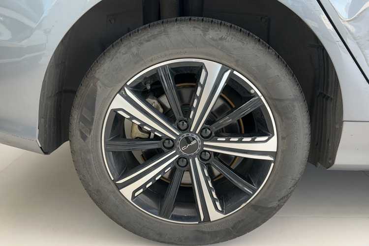 比亚迪 驱逐舰05 2023款 冠军版 DM-i 120KM 旗舰型车身外观6006