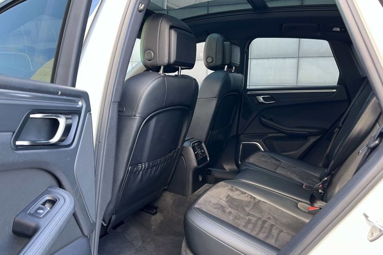 保时捷 2017款  Macan 2.0T中控内饰7004