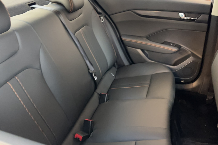 东风风神 奕炫 2024款 1.5L 自动劲速版中控内饰7001