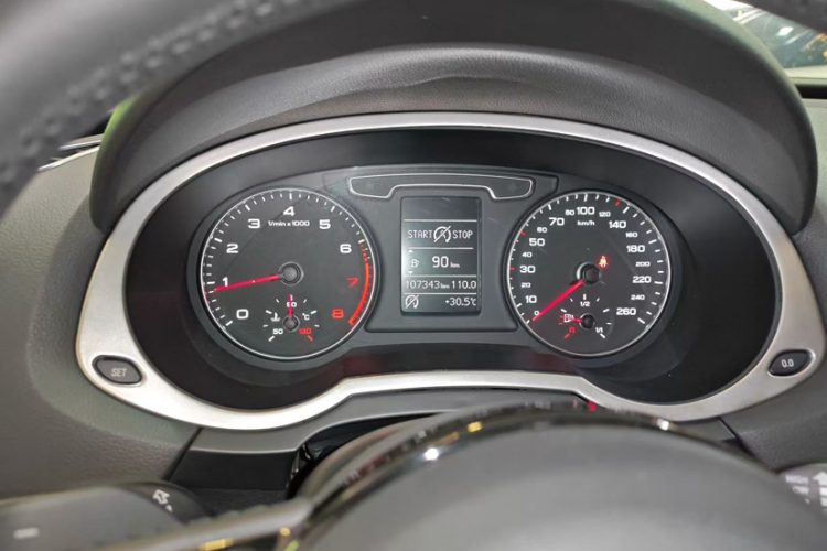 奥迪Q3 2013款 35 TFSI 舒适型中控内饰15