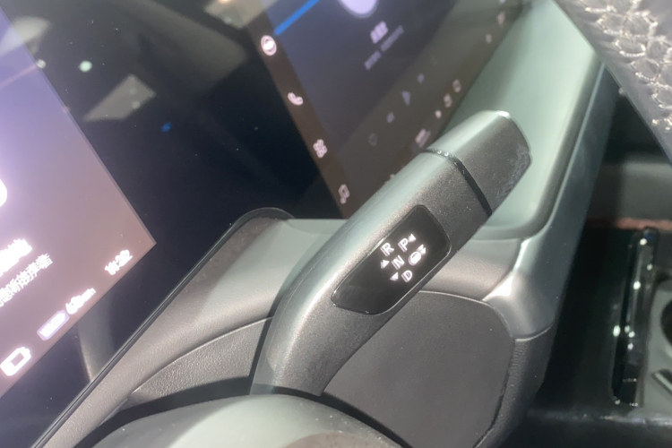 小鹏P7 2021款 480N局部细节18