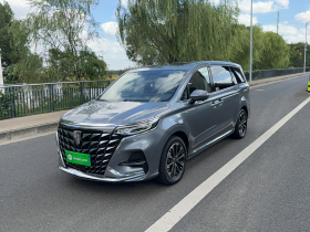 荣威iMAX8 2022款 400TGI 旗舰版