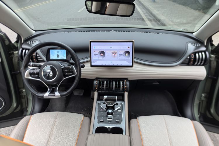 比亚迪 元PLUS 2023款 冠军版 510KM 超越型中控内饰7007