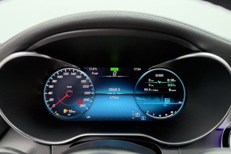 奔驰C级(进口) 2021款 C 260 轿跑车中控内饰15