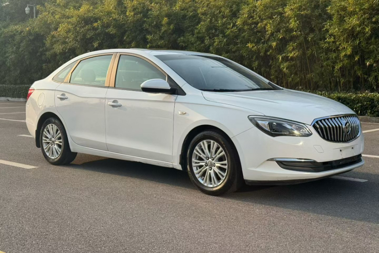 别克 英朗 2016款 15N 自动精英型车身外观6008