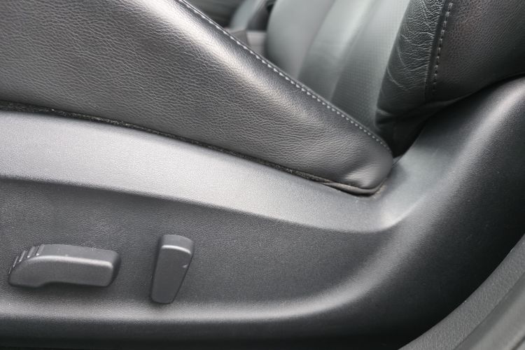 日产 轩逸 2014款 1.6XV CVT尊享版中控内饰7005