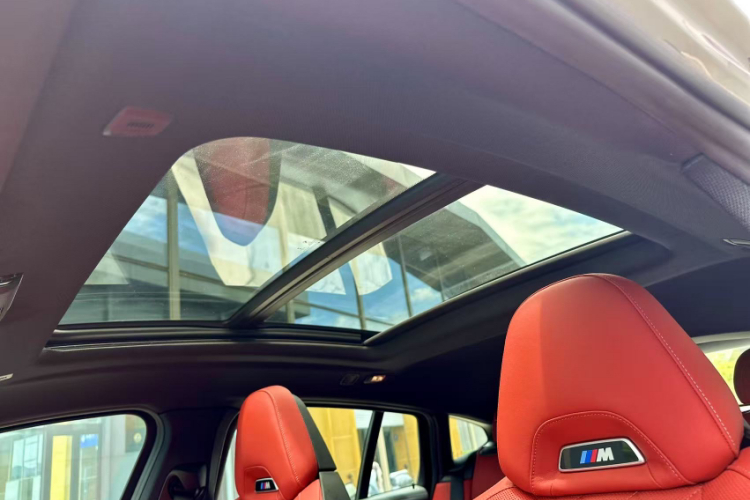 宝马X4 M 2019款 X4 M雷霆版中控内饰7007