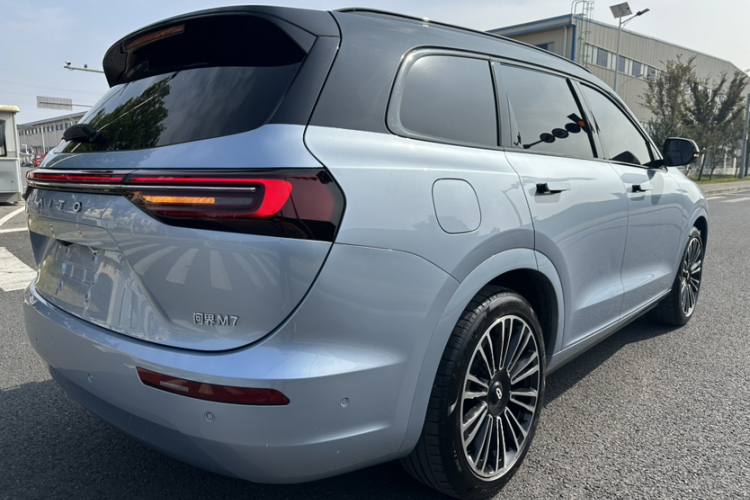 鸿蒙智行 问界M7 2024款 1.5T 后驱Plus版 5座车身外观6004