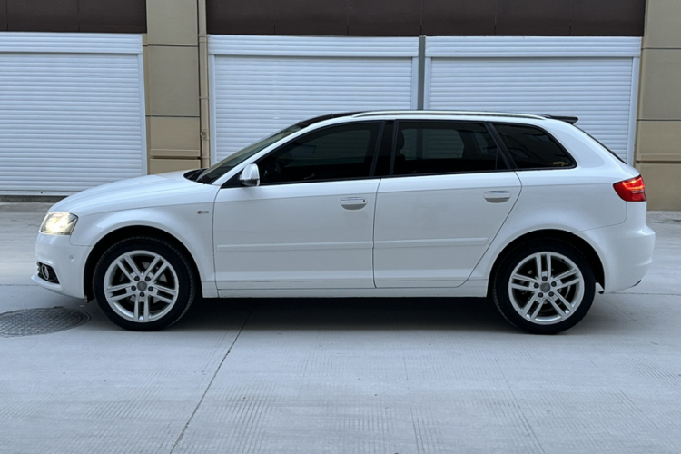 奥迪A3(进口) 2013款 Sportback 35 TFSI 豪华型车身外观6006