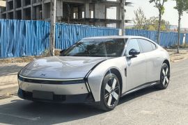 小鹏P7 2025款 702 长续航 Ultra